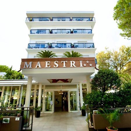 Hotel Maestri Риччоне Экстерьер фото