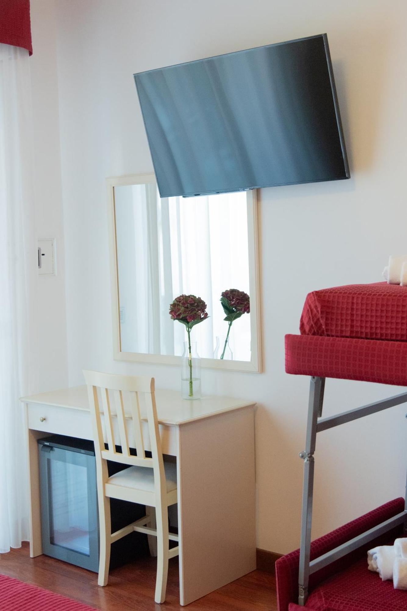 Hotel Maestri Риччоне Экстерьер фото