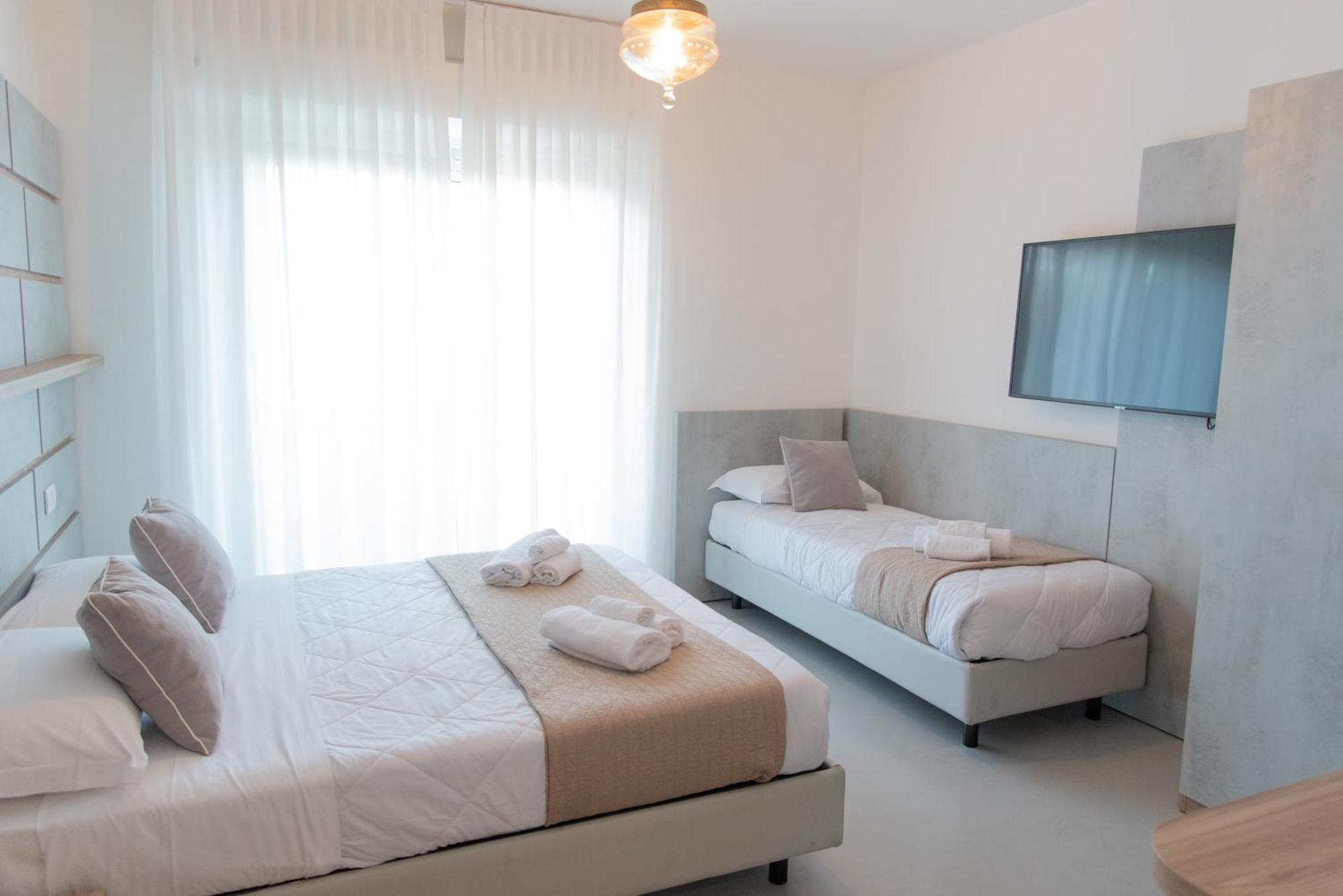 Hotel Maestri Риччоне Экстерьер фото